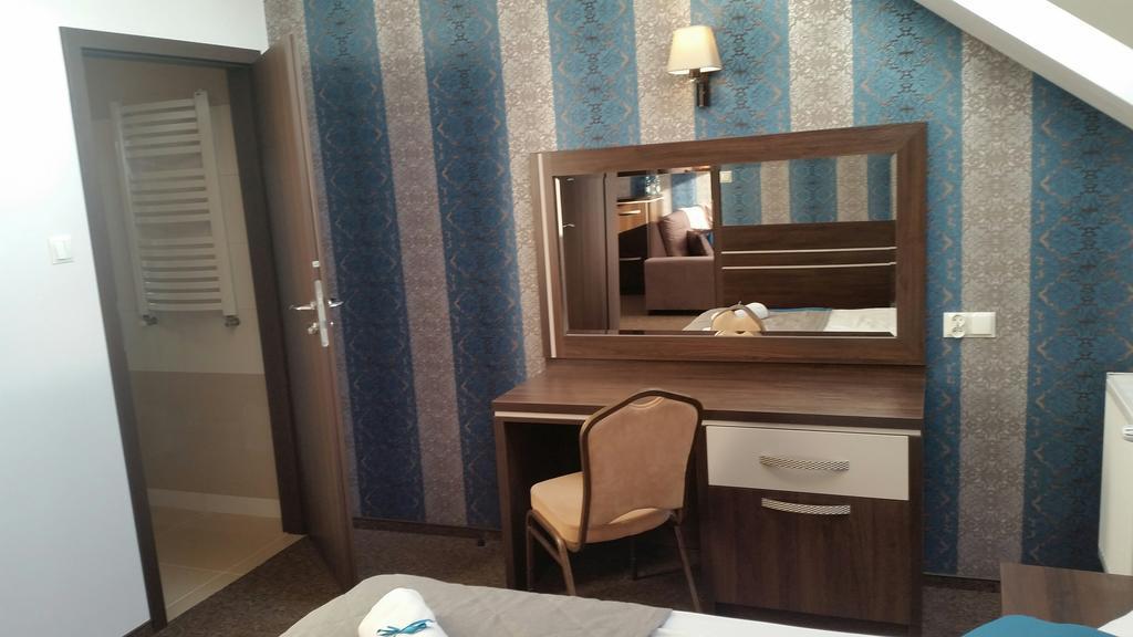 Hotel Impressa Niedrzwica Duża Pokoj fotografie