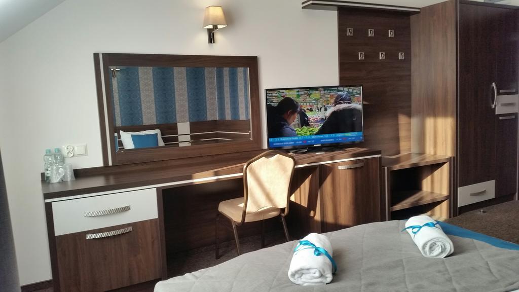 Hotel Impressa Niedrzwica Duża Pokoj fotografie